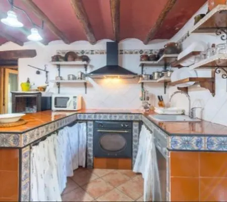 Domek alpejski Casa Rustica En Mas Enfabona